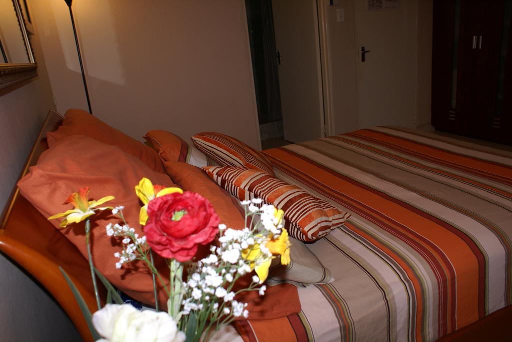 Ekhaya Lodge Pietermaritzburg Phòng bức ảnh